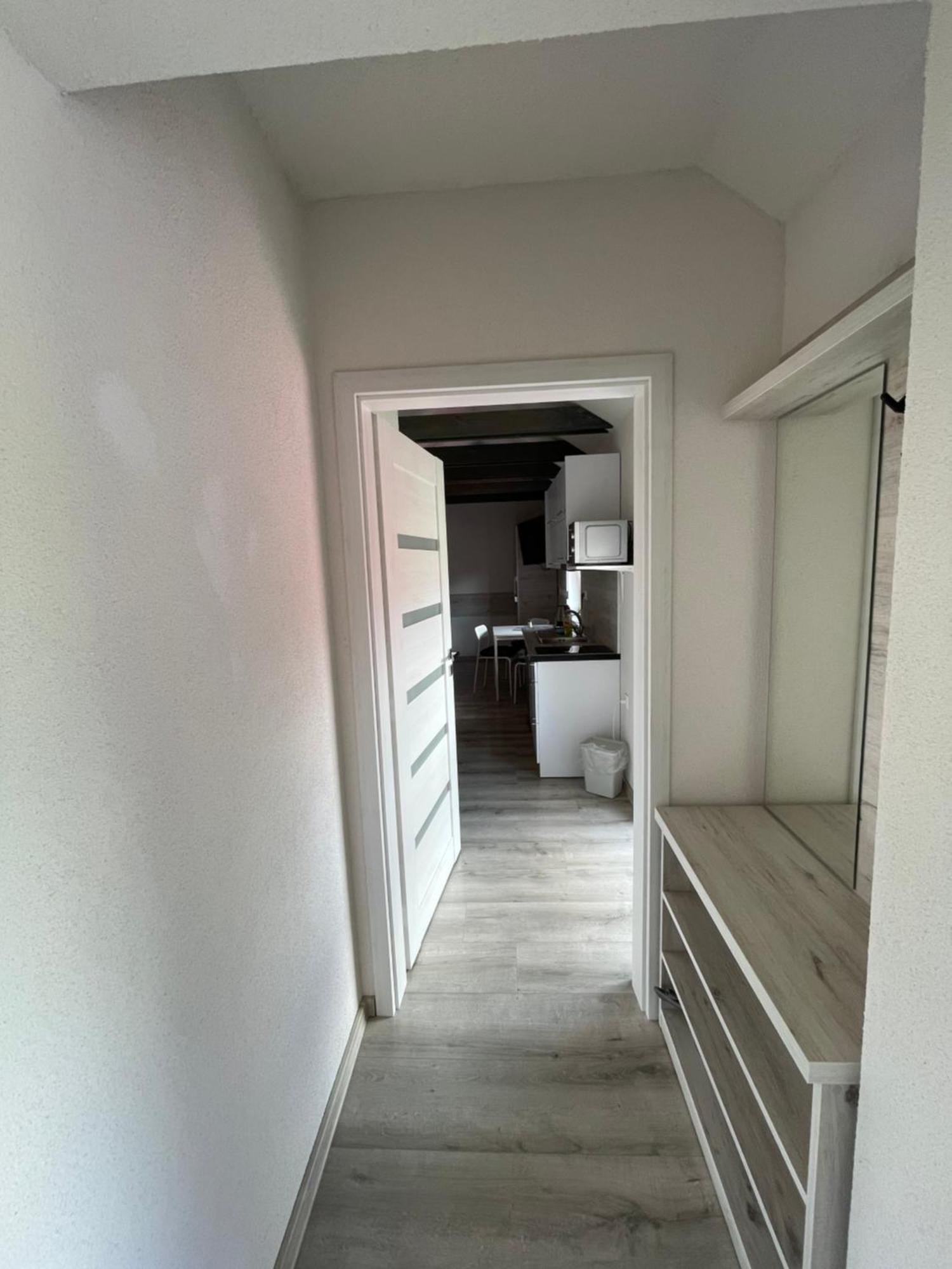 Apartmánový dom Stela Bešeňová Exteriér fotografie